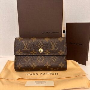 Louis Vuitton Alexandra Monogram Wallet